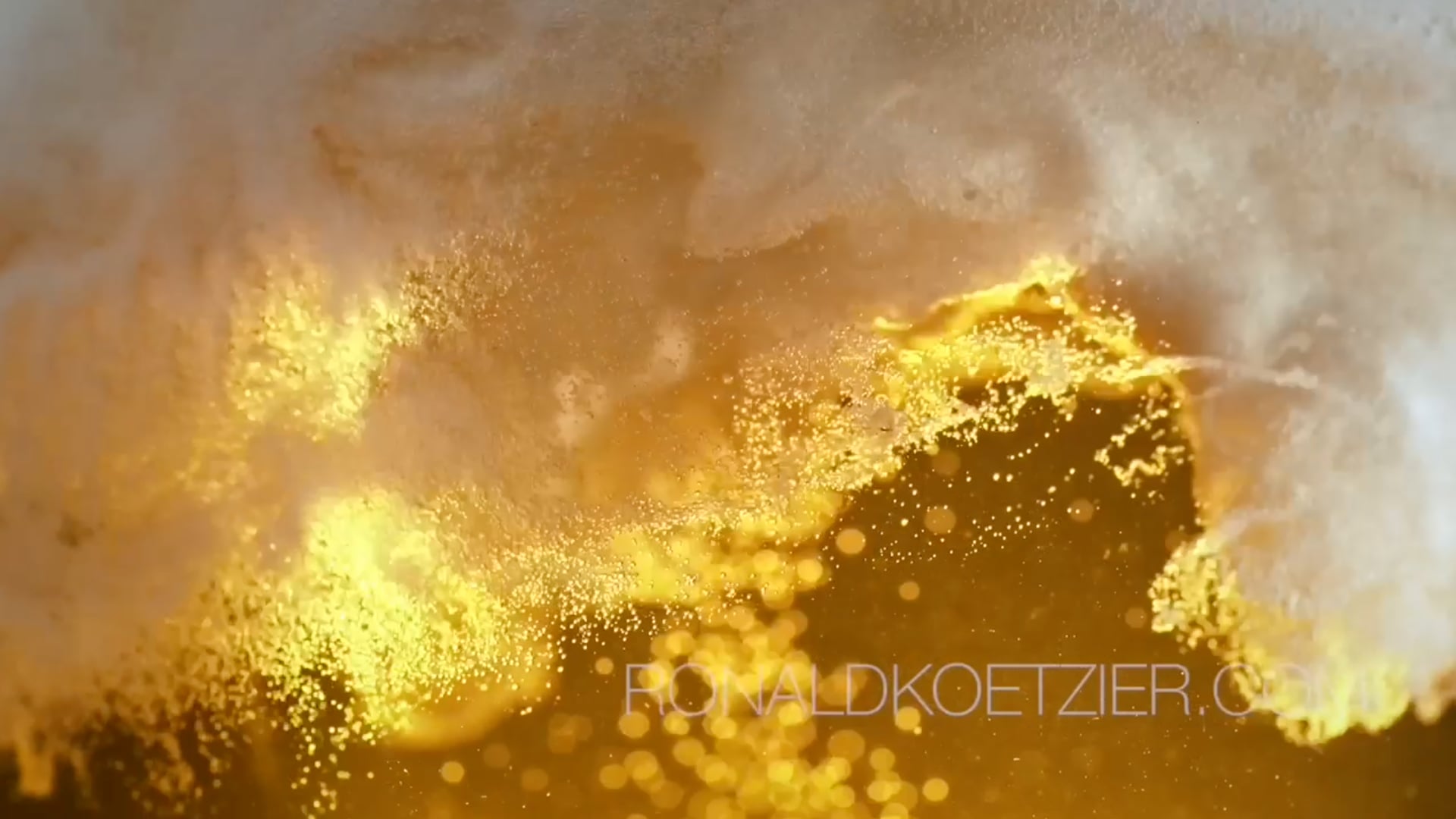 Liquid reel 2020 short