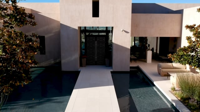 Sotheby's International Realty - Reside Moments - Pools with a view