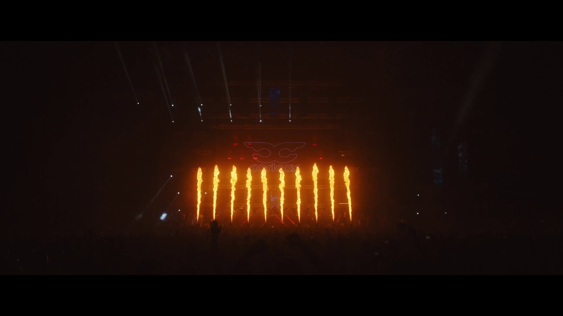Dance to the drop