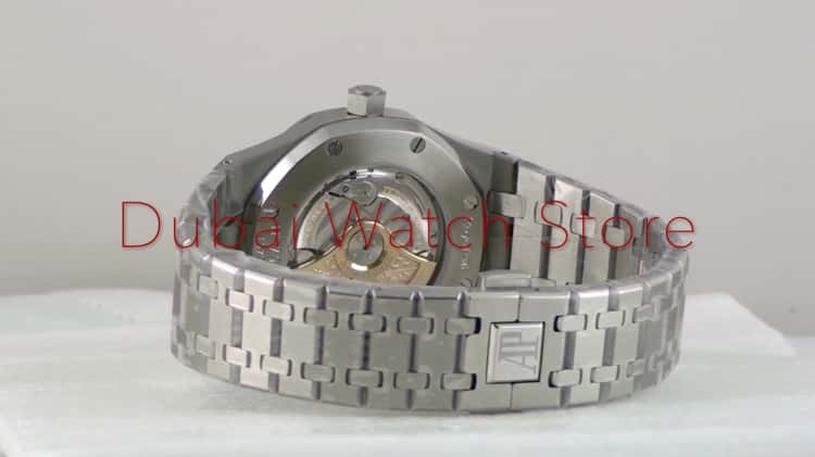 Audemars Piguet Royal OAK Replica Dubai Watch Store on Vimeo