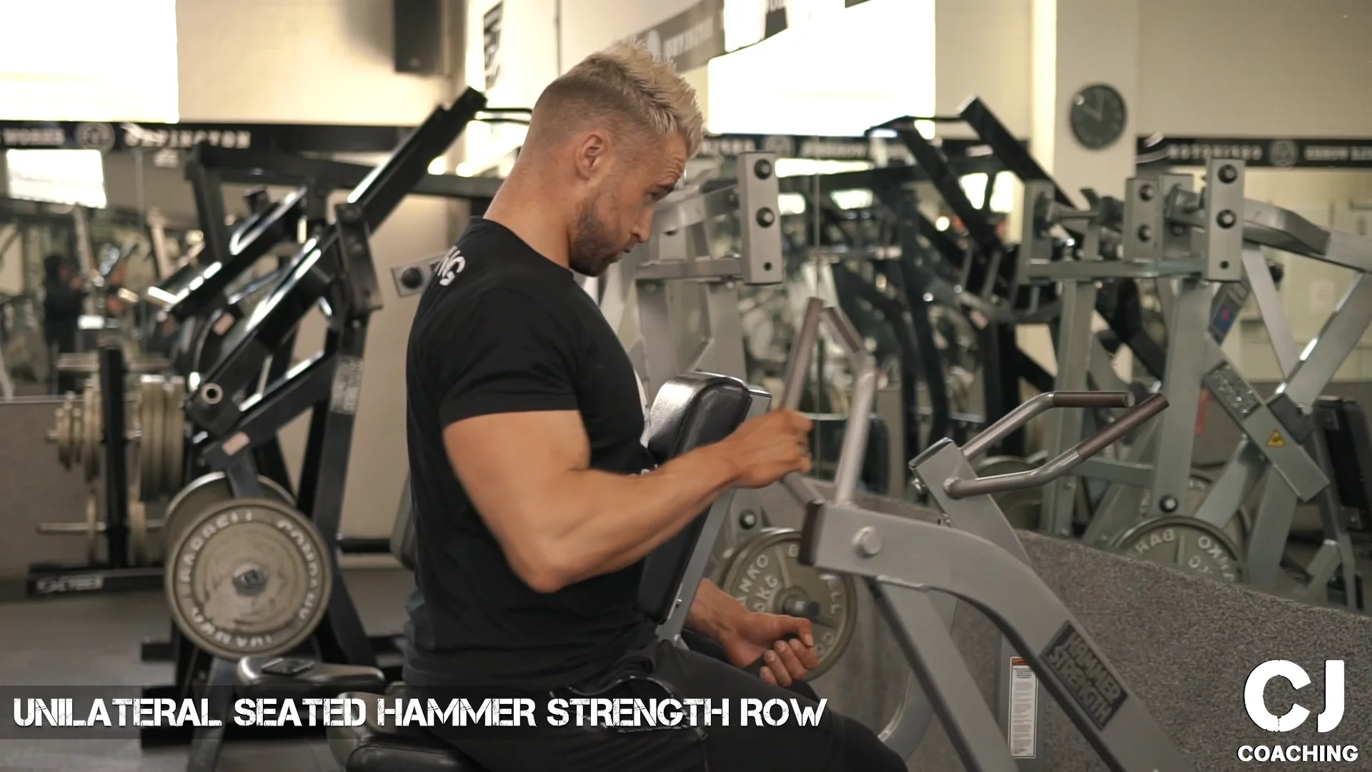 Hammer strength seated row machine hot sale