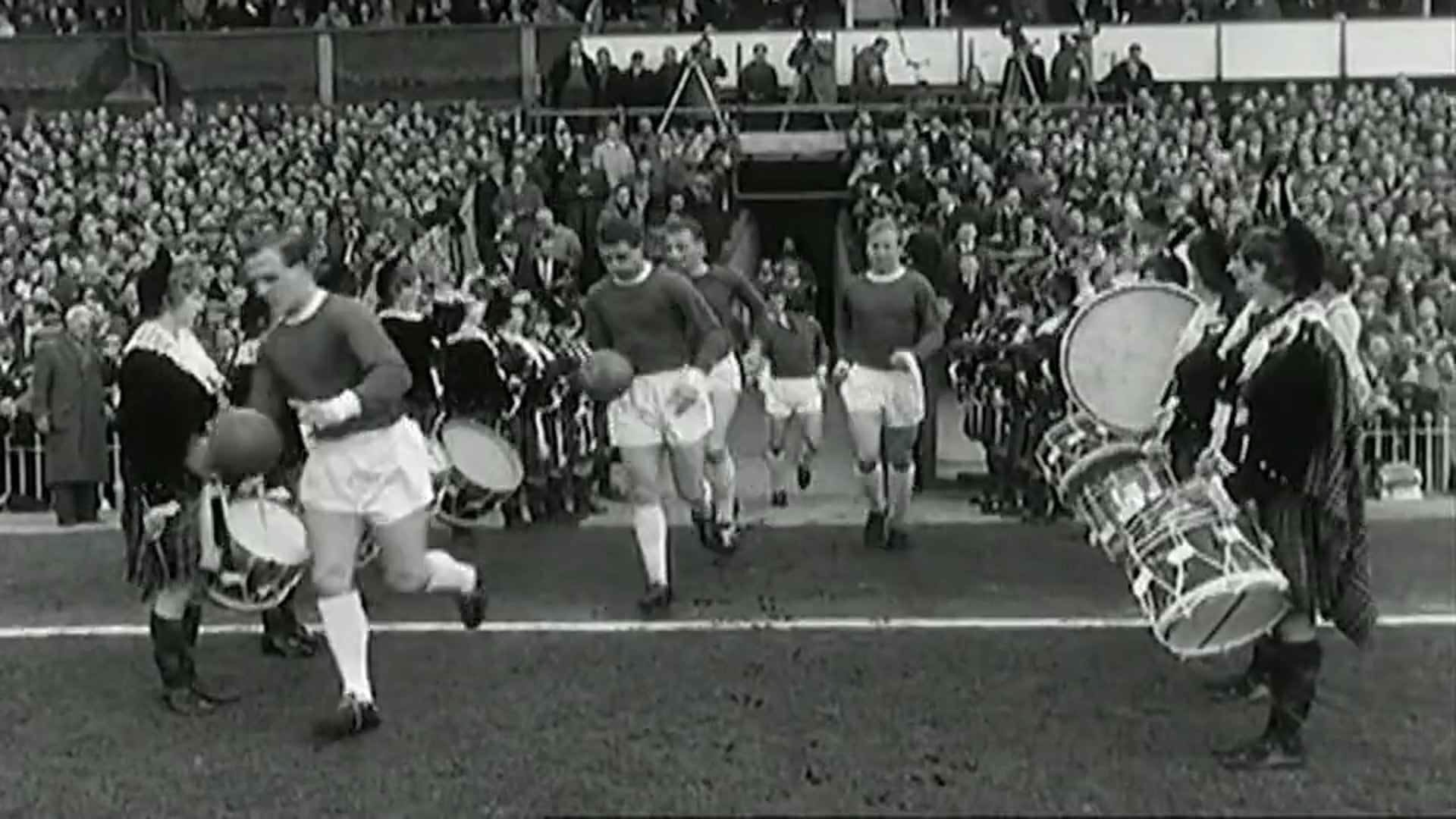 Listen to a Legend - Bobby Charlton