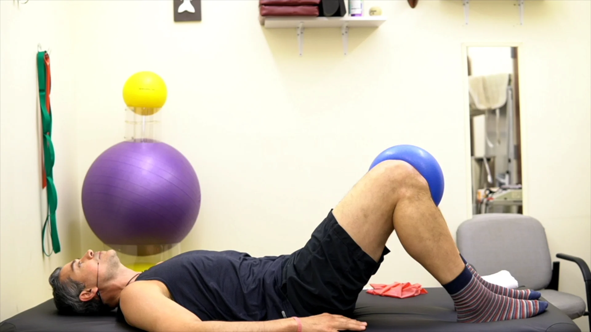 5 Minute Basic Core Workout on Vimeo