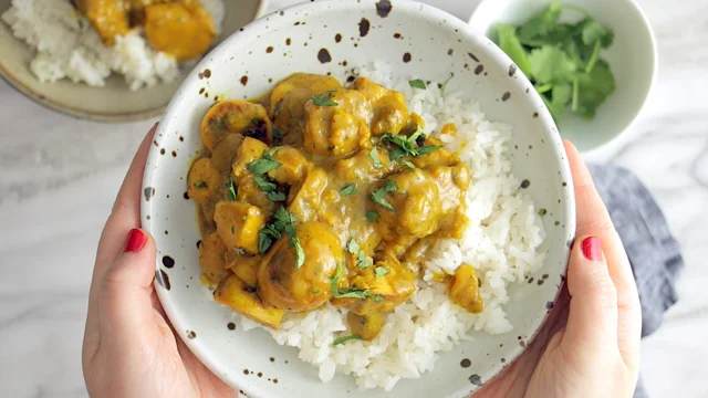 Yellow Curry Recipe (30 Minutes!) - The Food Charlatan