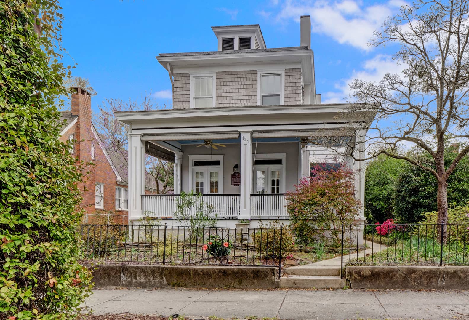 121 S. 5th Avenue, Wilmington, NC 28401 on Vimeo