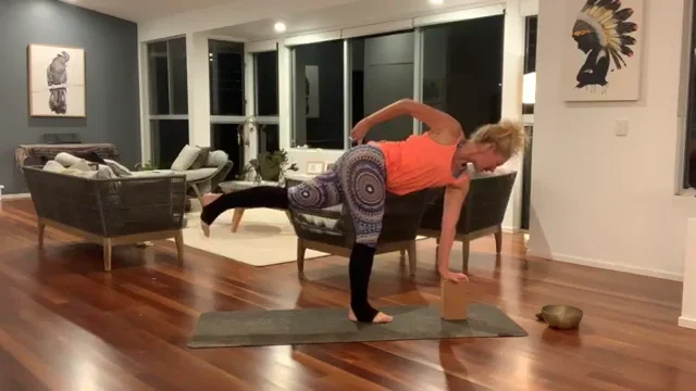 Yin Yoga with Lauren — Cozy