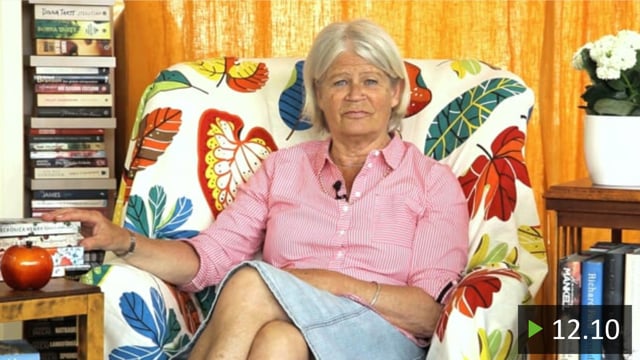 ELLEN #13 - OM TVÅ ENGELSKA FEELGOODBÖCKER, EN HYLLAD GENERATIONSROMAN OCH EN BOK OM ROSÉVIN