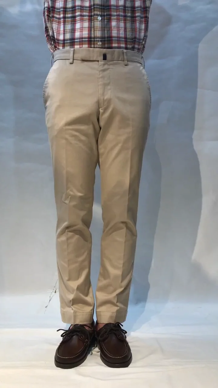 D.C.WHITE(ディーシーホワイト) CHINO TROUSERS カーキ D.C.WHITE(ディーシーホワイト) CHINO TROUSERS カーキ
