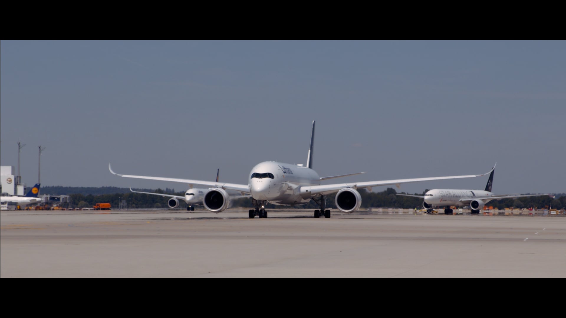 The Art of Experiencing // Following a Passenger at Munich Airport