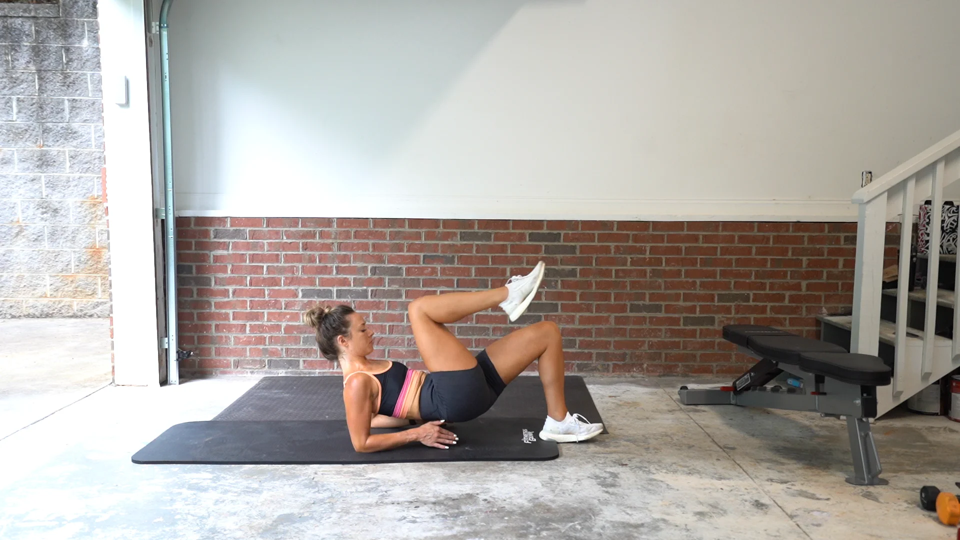 Band leg extension single leg on Vimeo