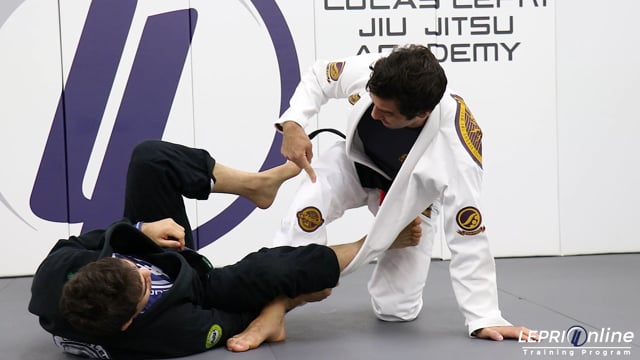 Lapel Control Escape