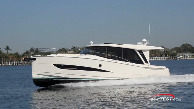 Boat Test Review on BoatTest.com