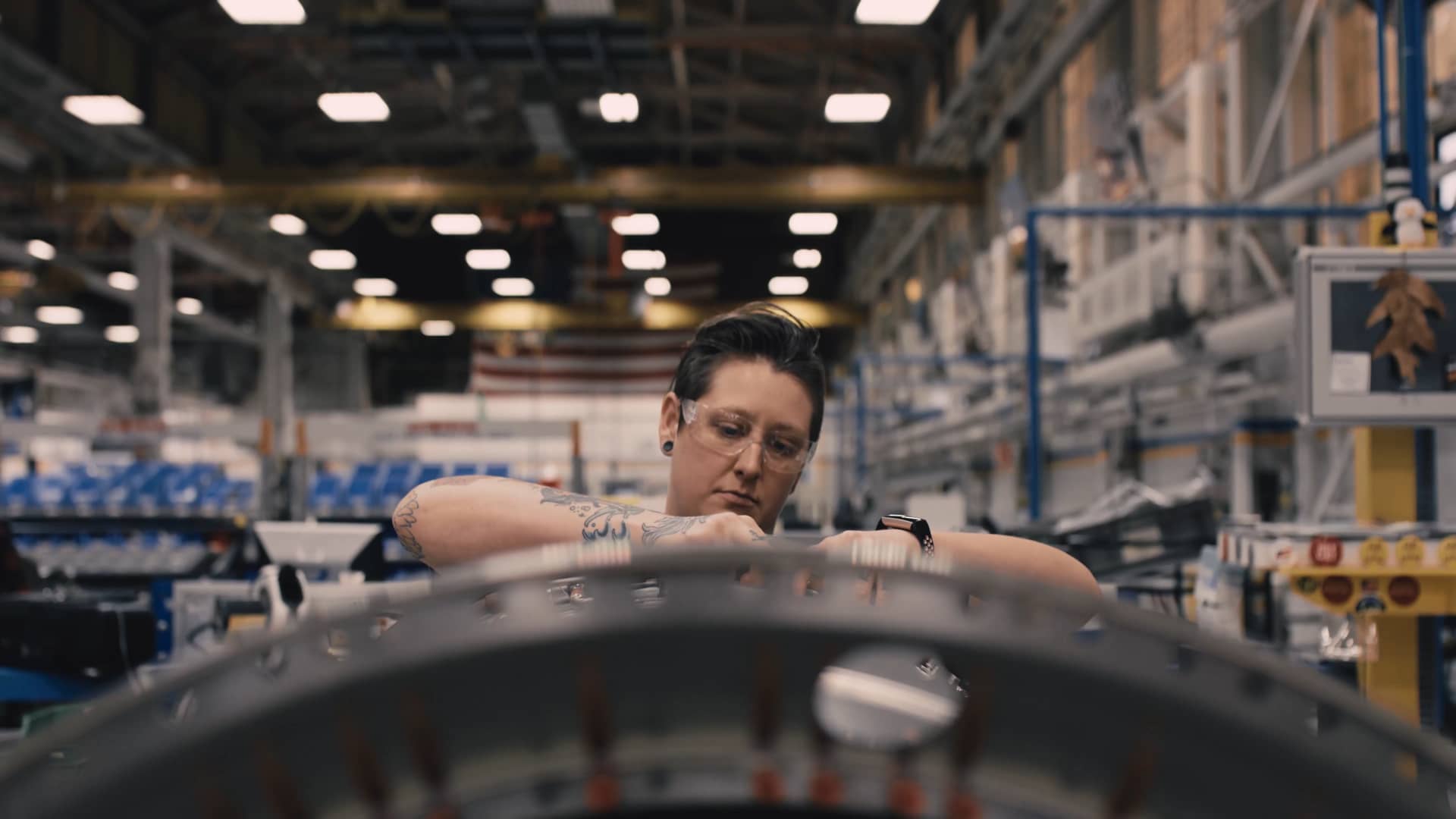 More stuffGeneral Electric Aviation - F414 Jet Engine Production