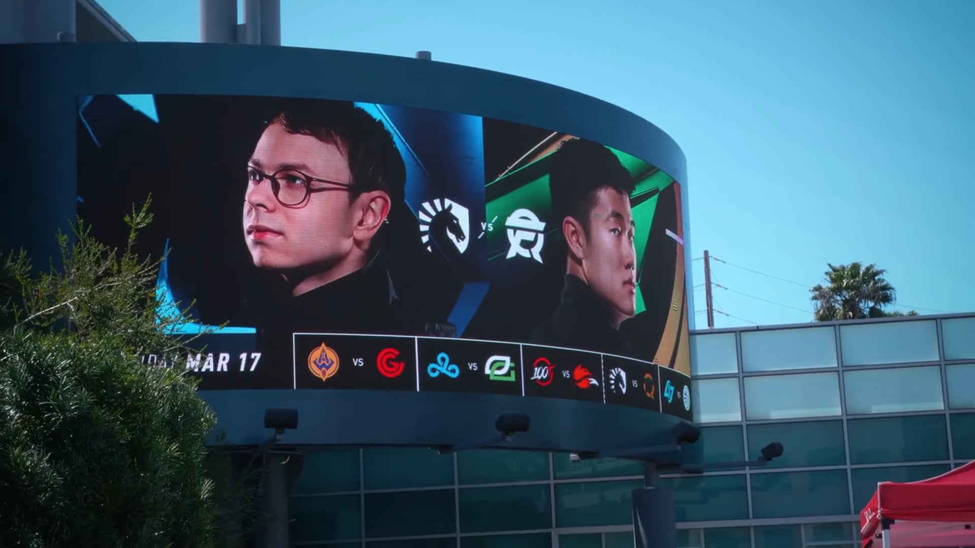 FlyQuest | ARCH-ENEMIES POBELTER and DOUBLELIFT Battle on the Rift