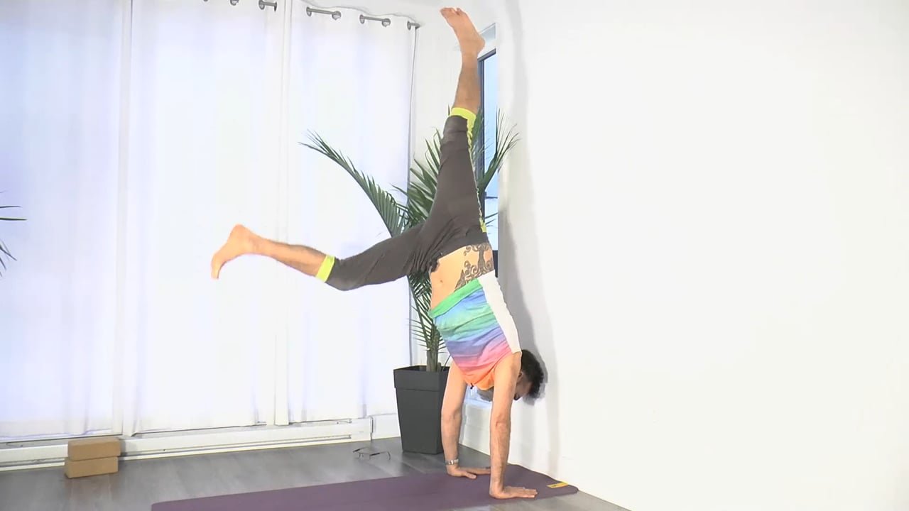 Jour 14 - Yoga Tonus - Équilibre sur les mains (7 minutes)