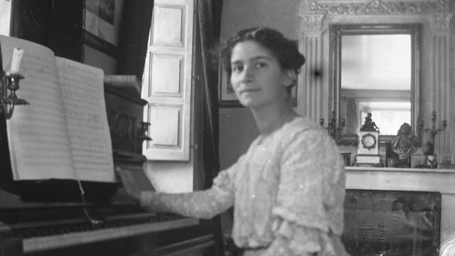 Elvezia Michel
