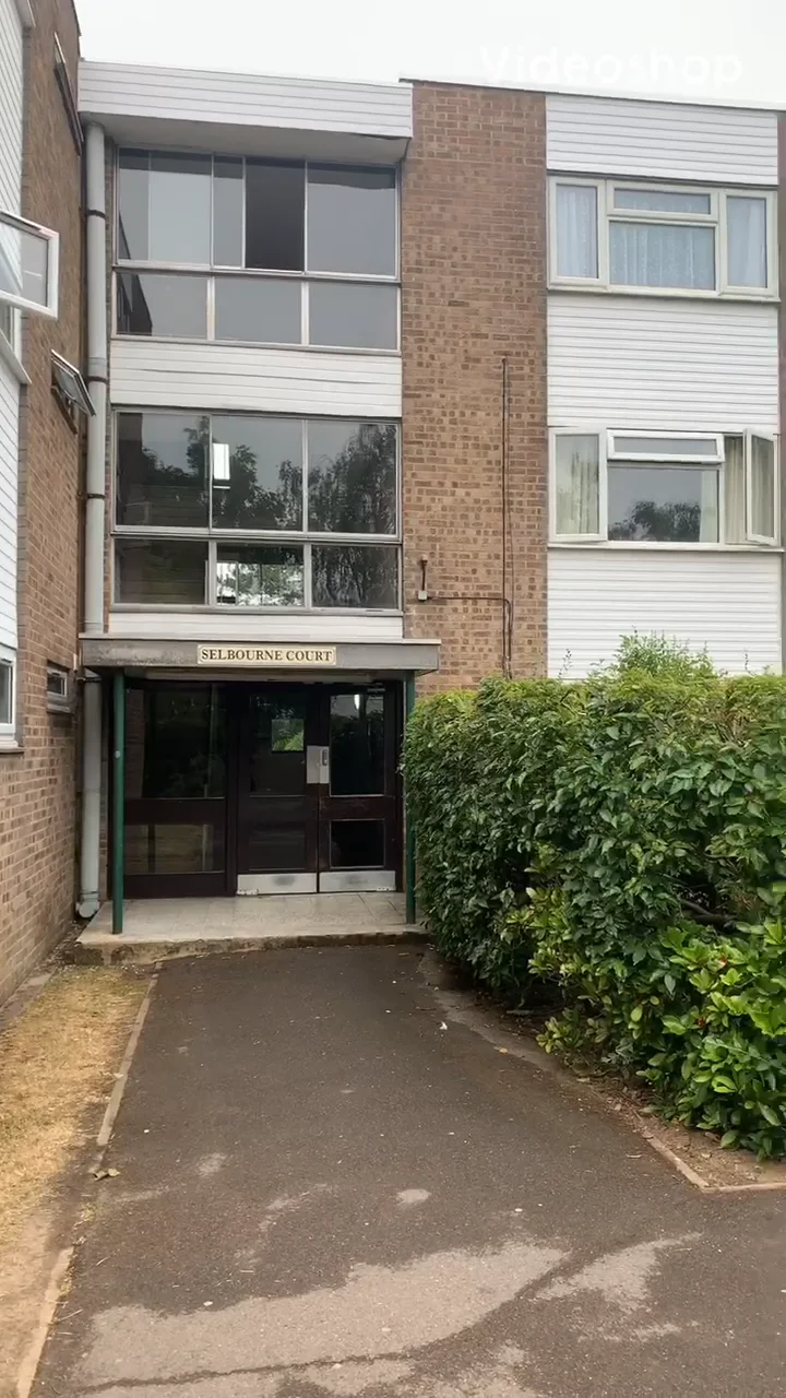 Flat 36 Selbourne Court, Tavistock Close, Romsey on Vimeo