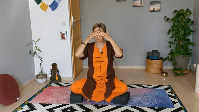 Séance de yoga - Les yeux miroir de l'âme