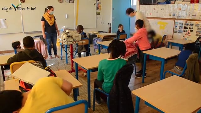 Vimeo Video : rentrée scolaire officielle à la Cerisaie