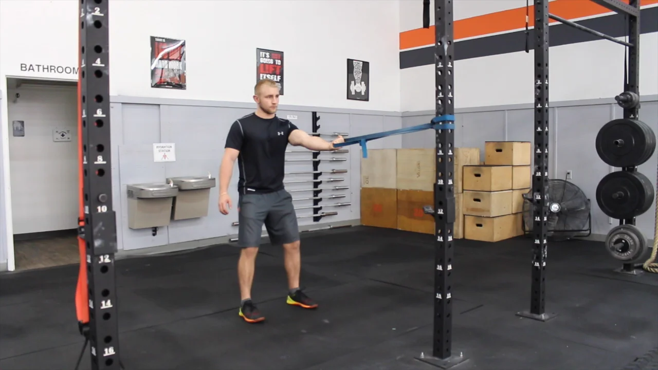 Band Single Arm Low Rows on Vimeo