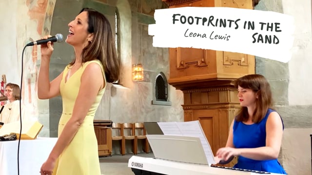 Lisa - professionelle Pianistin video preview