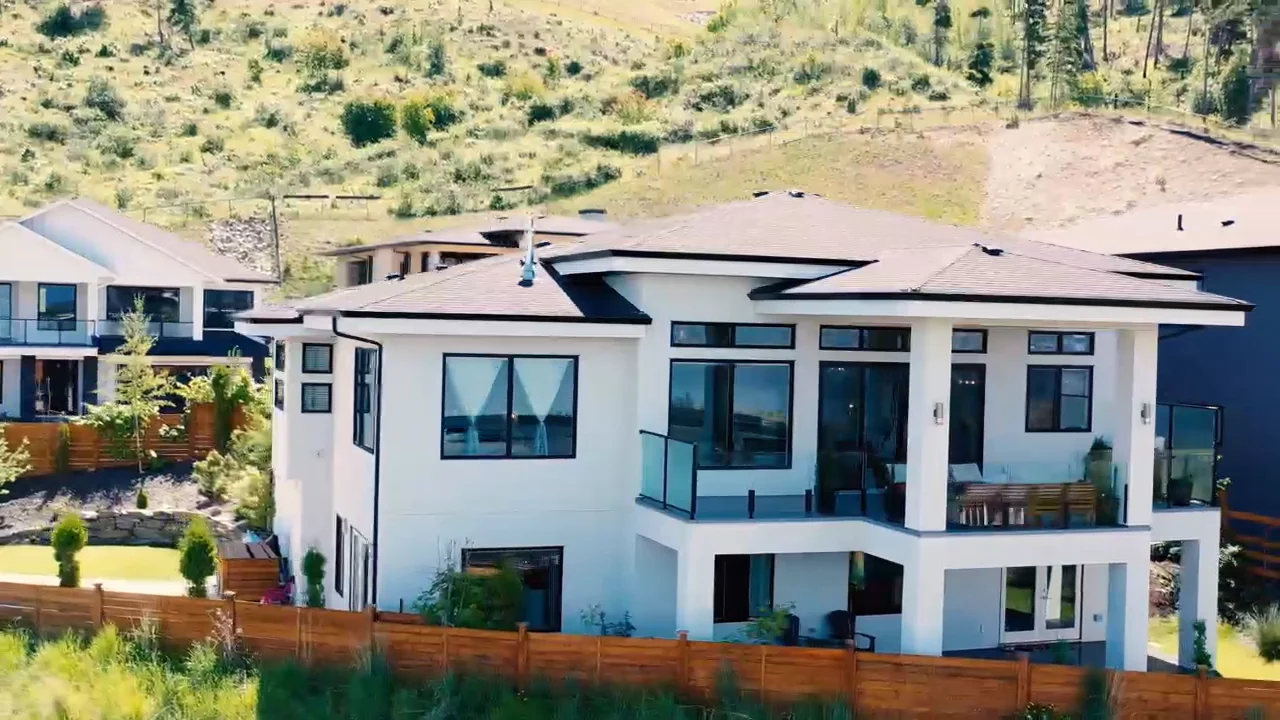 Drone picture, House for sale Kelowna, Upper mission, Okanagan Valley