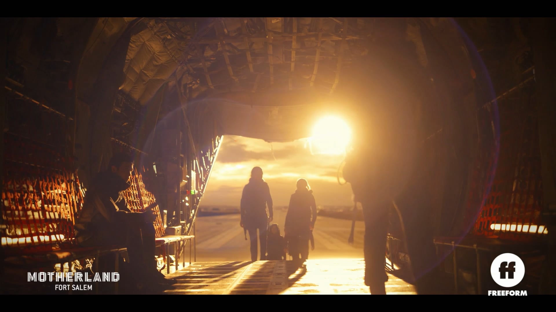 MOTHERLAND - SEASON FINALE