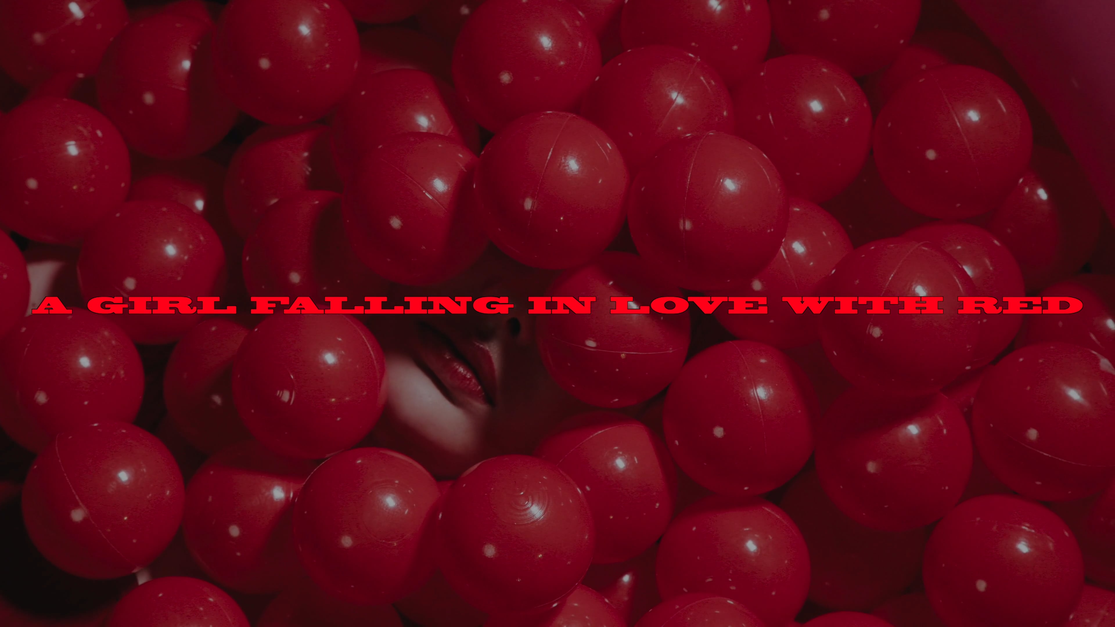 ELLE new talent |  A GIRL FALLING IN LOVE WITH RED