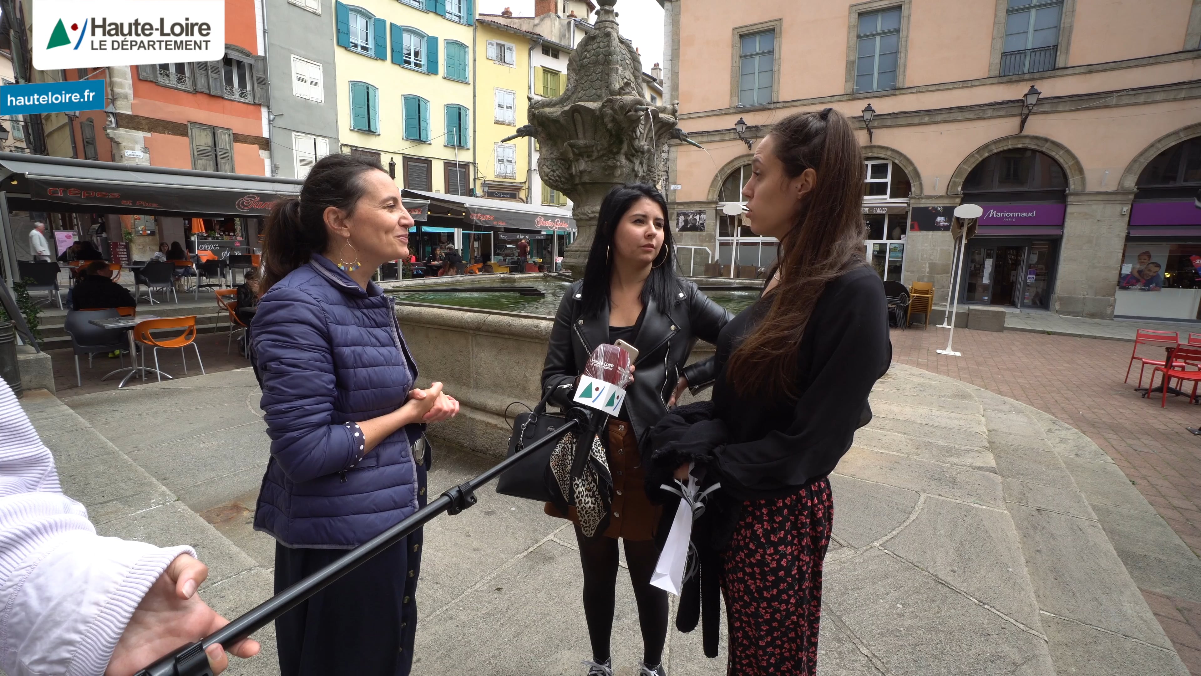 Département de la HauteLoire en images Microtrottoir Le bon coin des altiligériens au Puy En