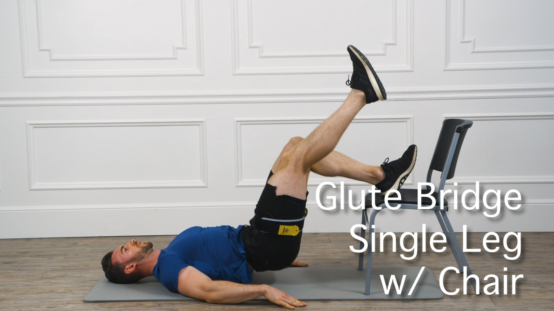 042M glute bridge single leg chair.mp4 on Vimeo