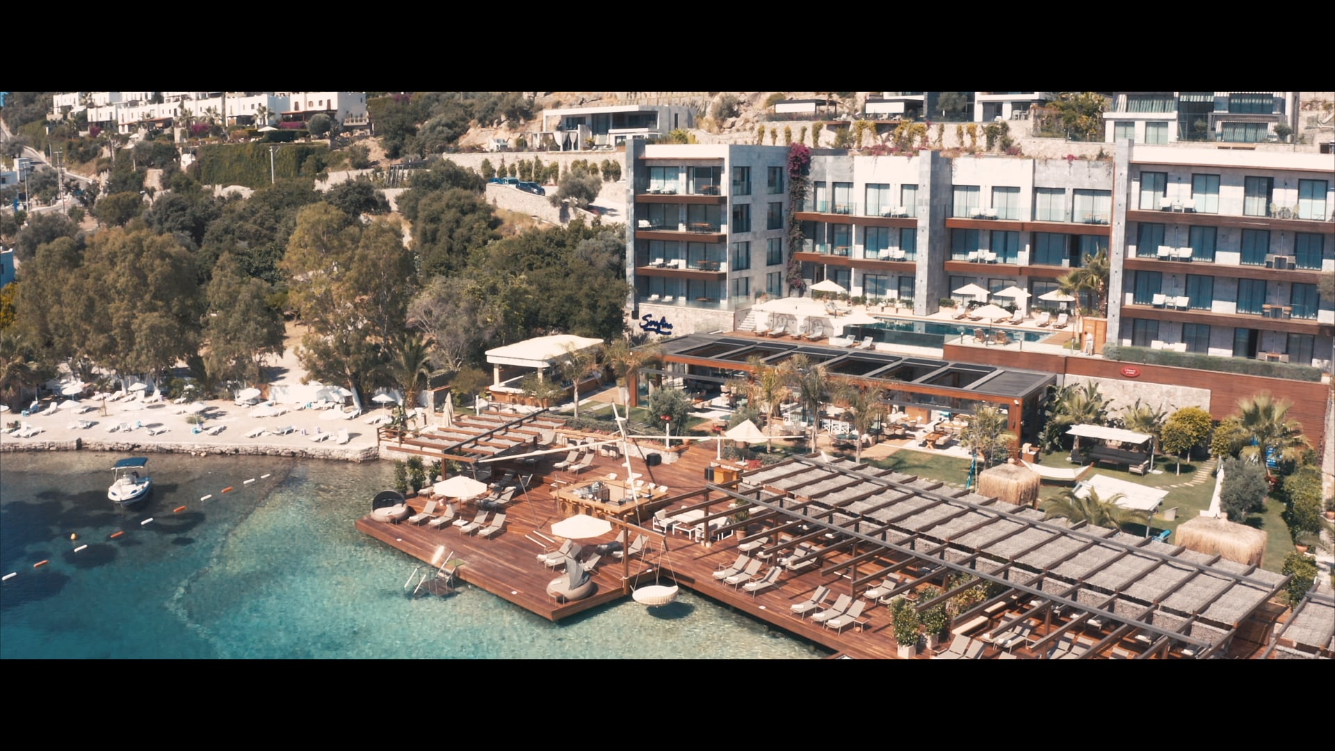 SERAFINA MARE BEACH