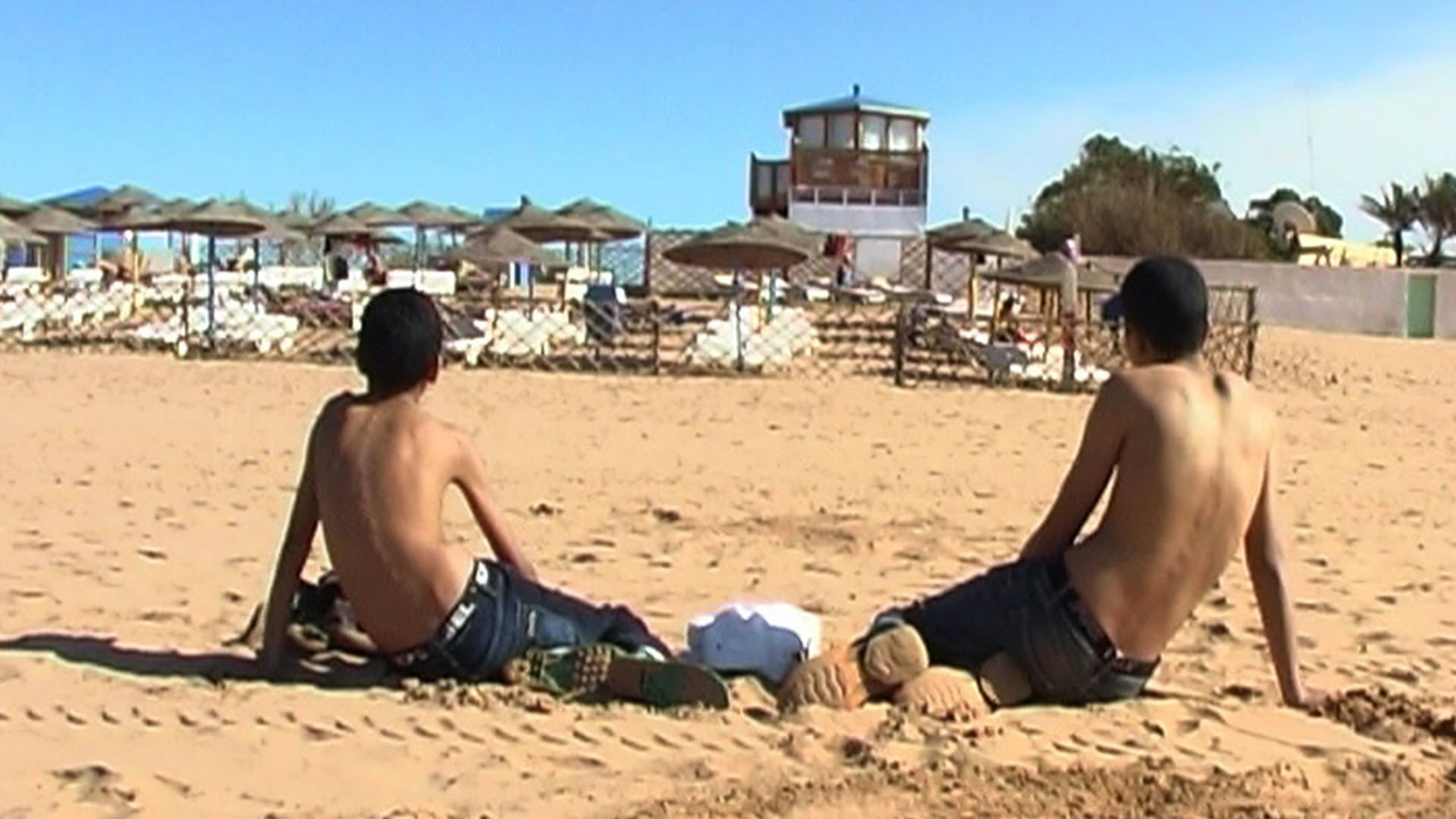 Short Visit / زيارة قصيرة / 2006