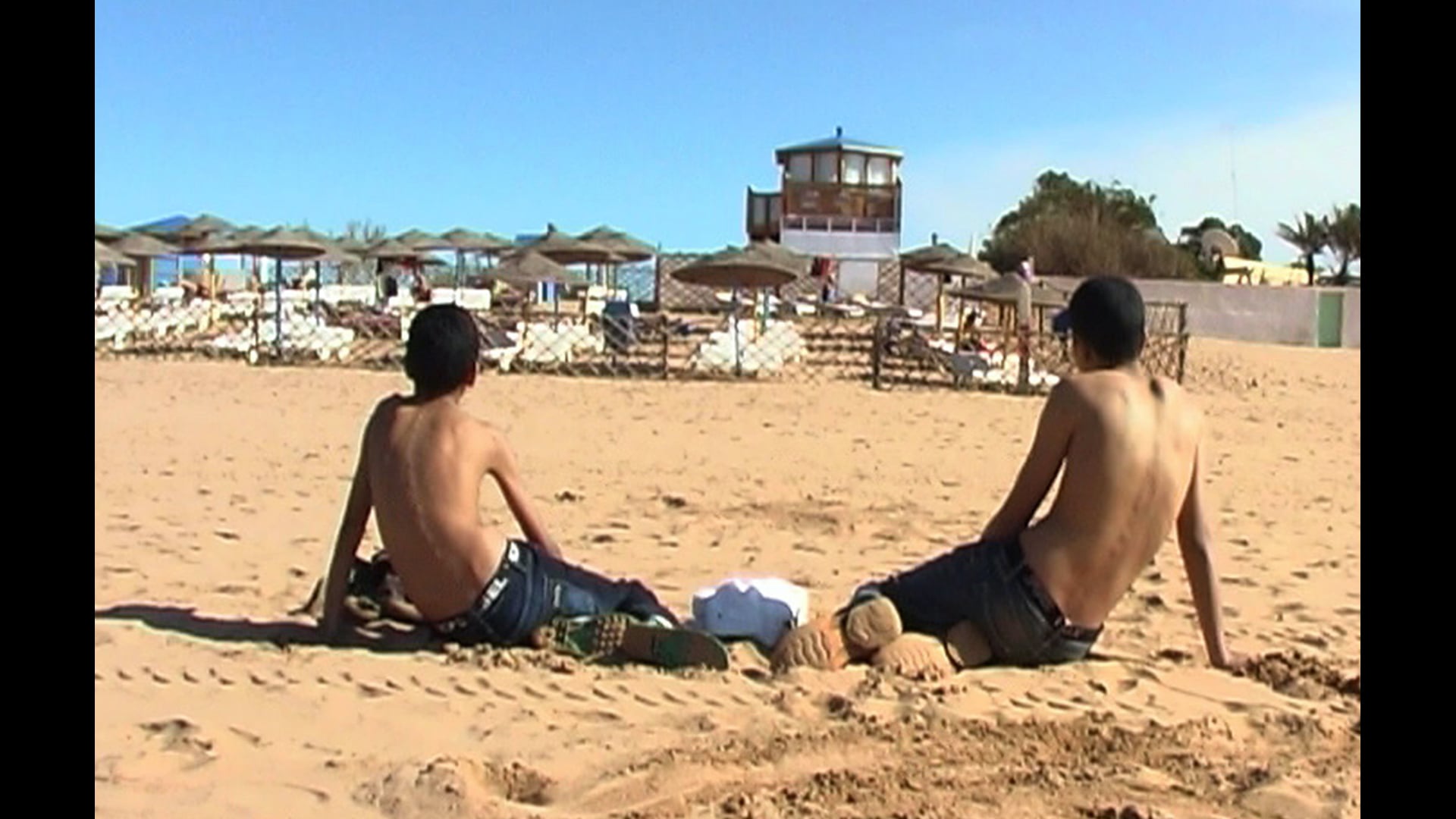 Short Visit / زيارة قصيرة / 2006