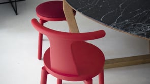 Viva dining chair by Branca Lisboa