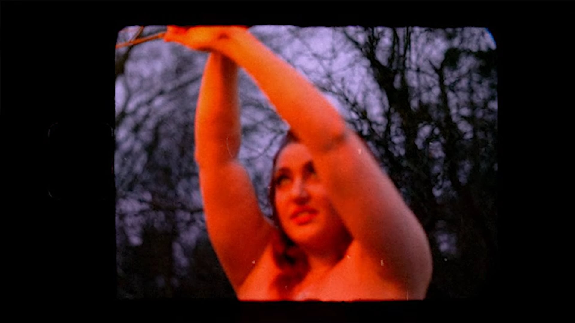 Promotional video thumbnail 2 for Vivi Noir