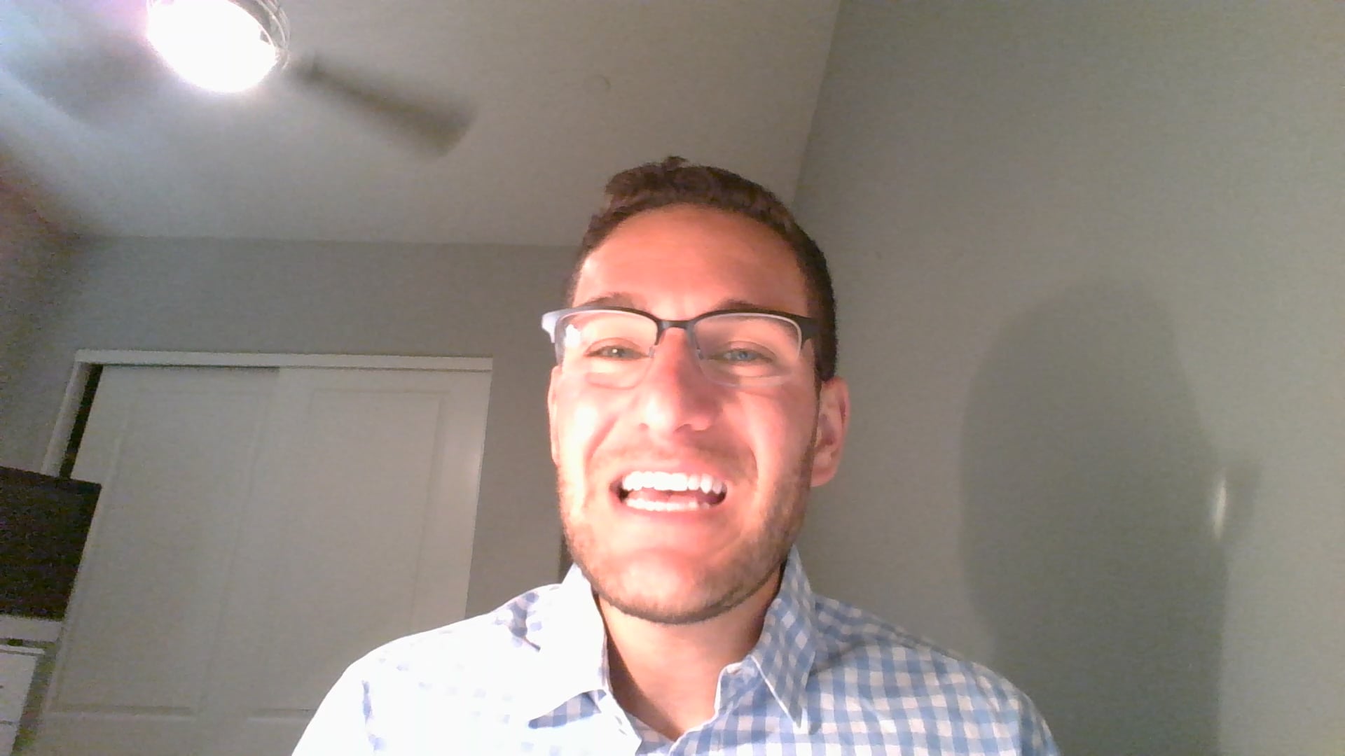 How many couches were sold in the US last year on Vimeo