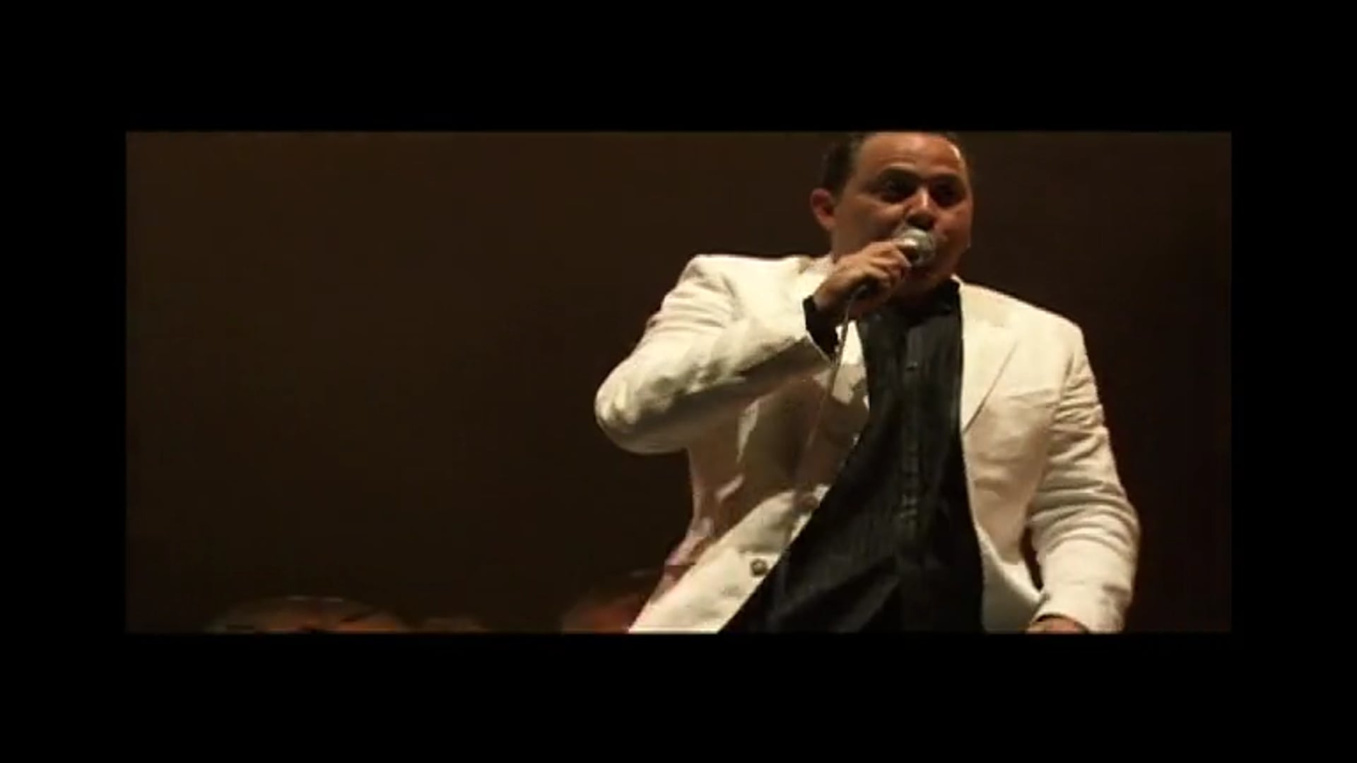 Putumayo Presents Latin Party – Mas Bajo "Rico Montuno" (Live)