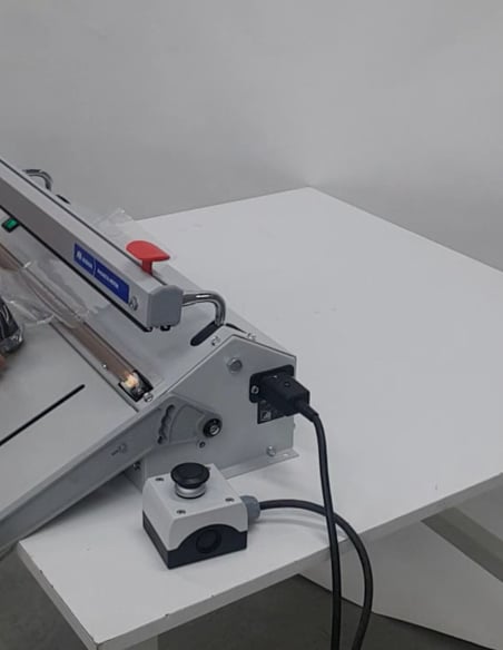 Vídeo: MAGNETA MGM 321