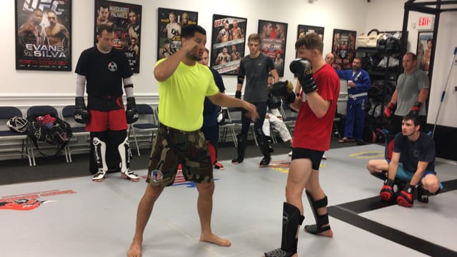 Setting up the Cross w/ Jorge Masvidal