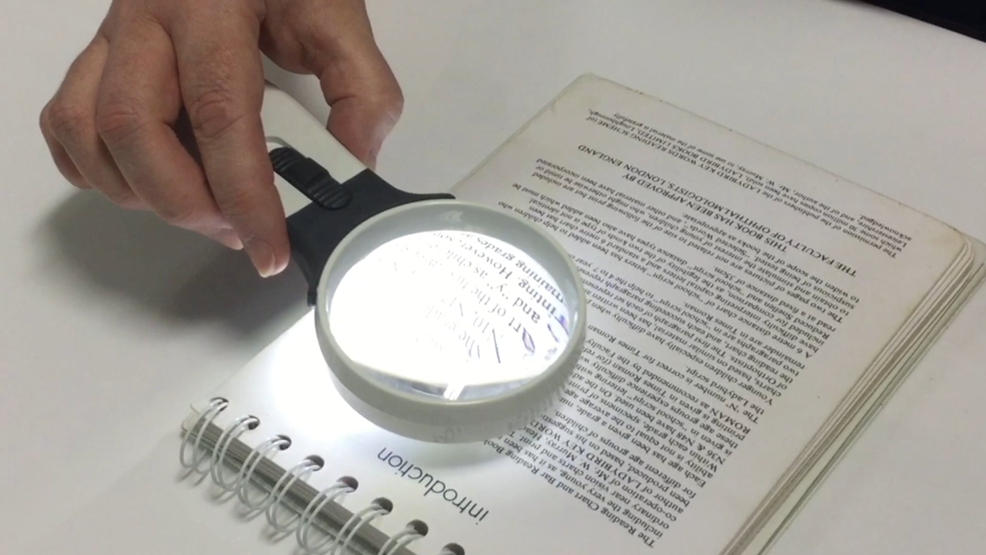 Instructions on how to use Hand Held Magnifiers