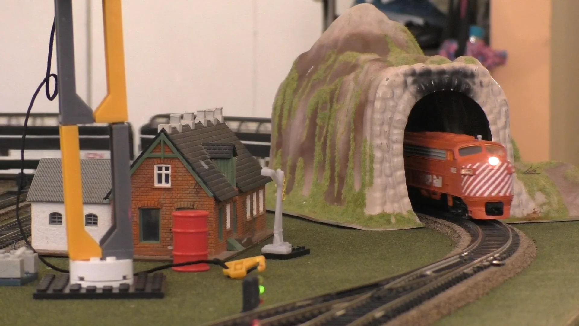Ho scale train table clearance