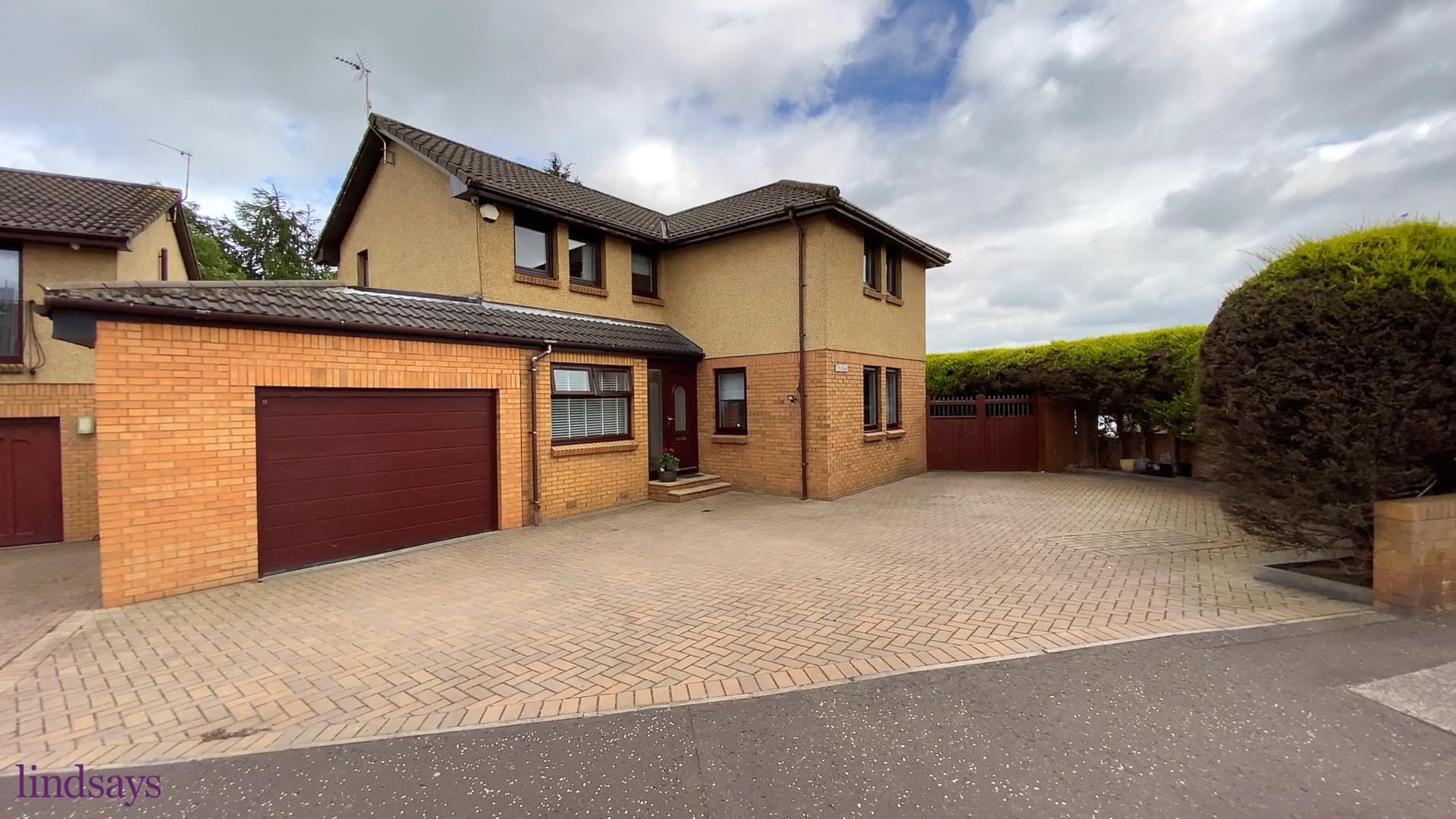 SCENEINVIDEO Virtual Viewing 2 Waverley Court, Bonnyrigg, EH19 3BX on