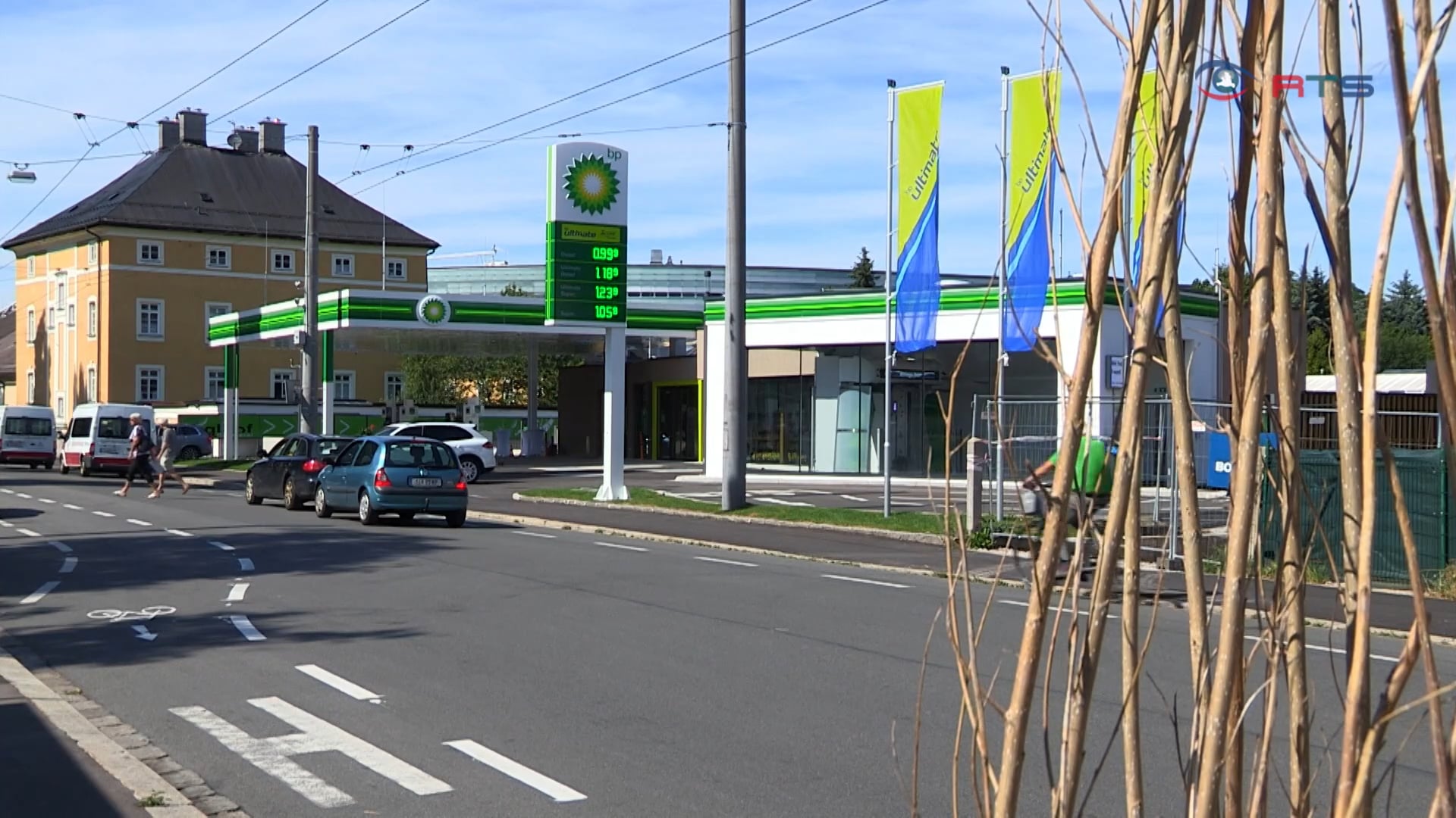 neueroeffnung-der-leikermoser-tankstelle-im-aiglhof