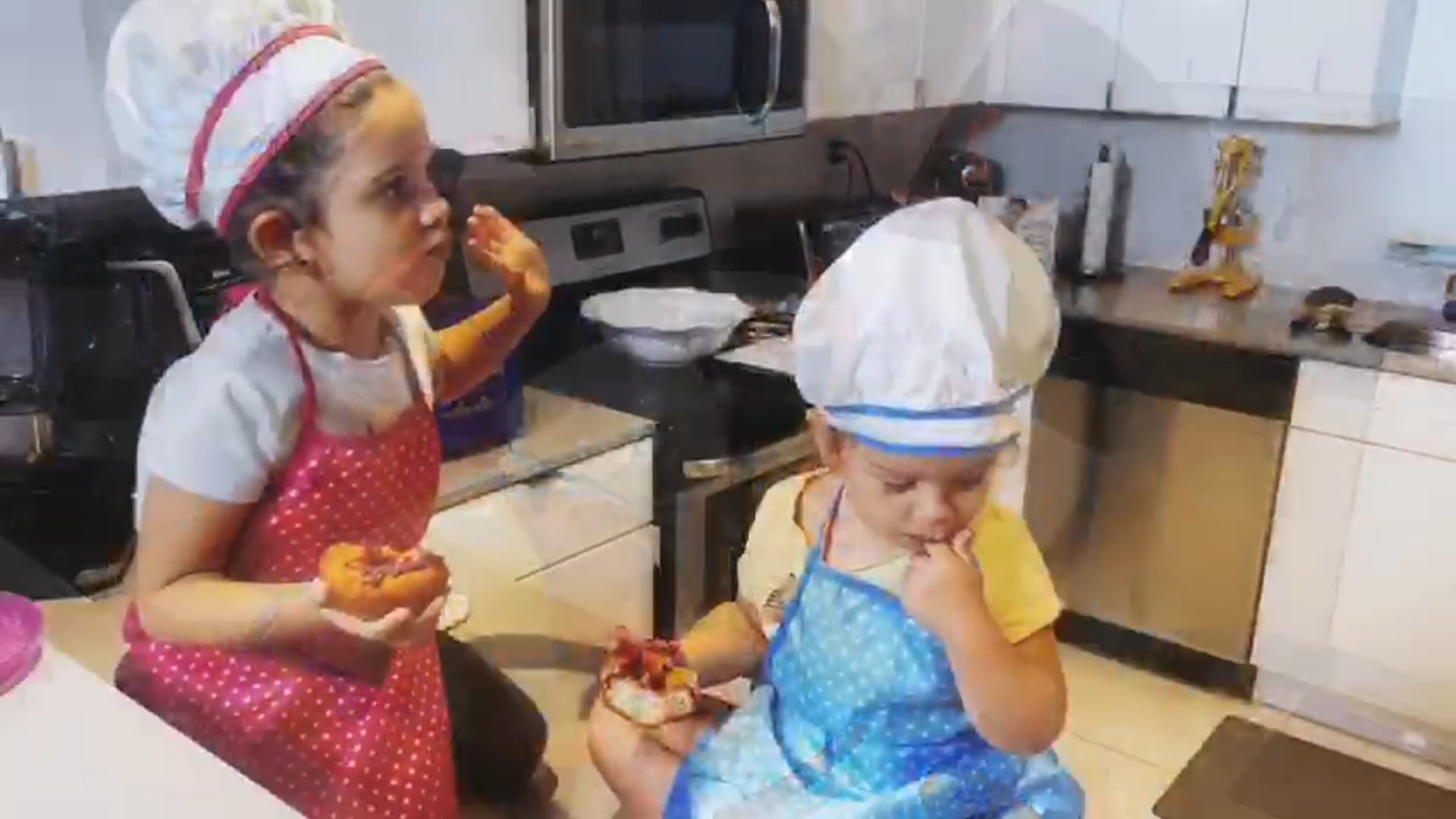 Jesus Diaz - Chef Yisus - Cooking with Daughters