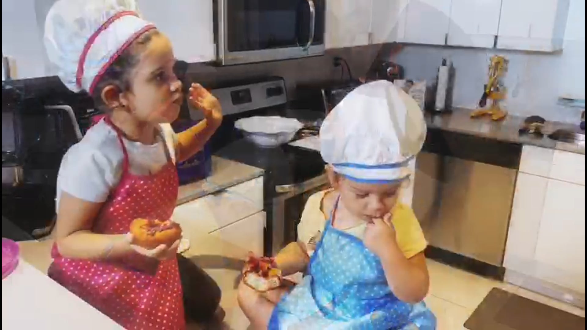 Jesus Diaz - Chef Yisus - Cooking with Daughters