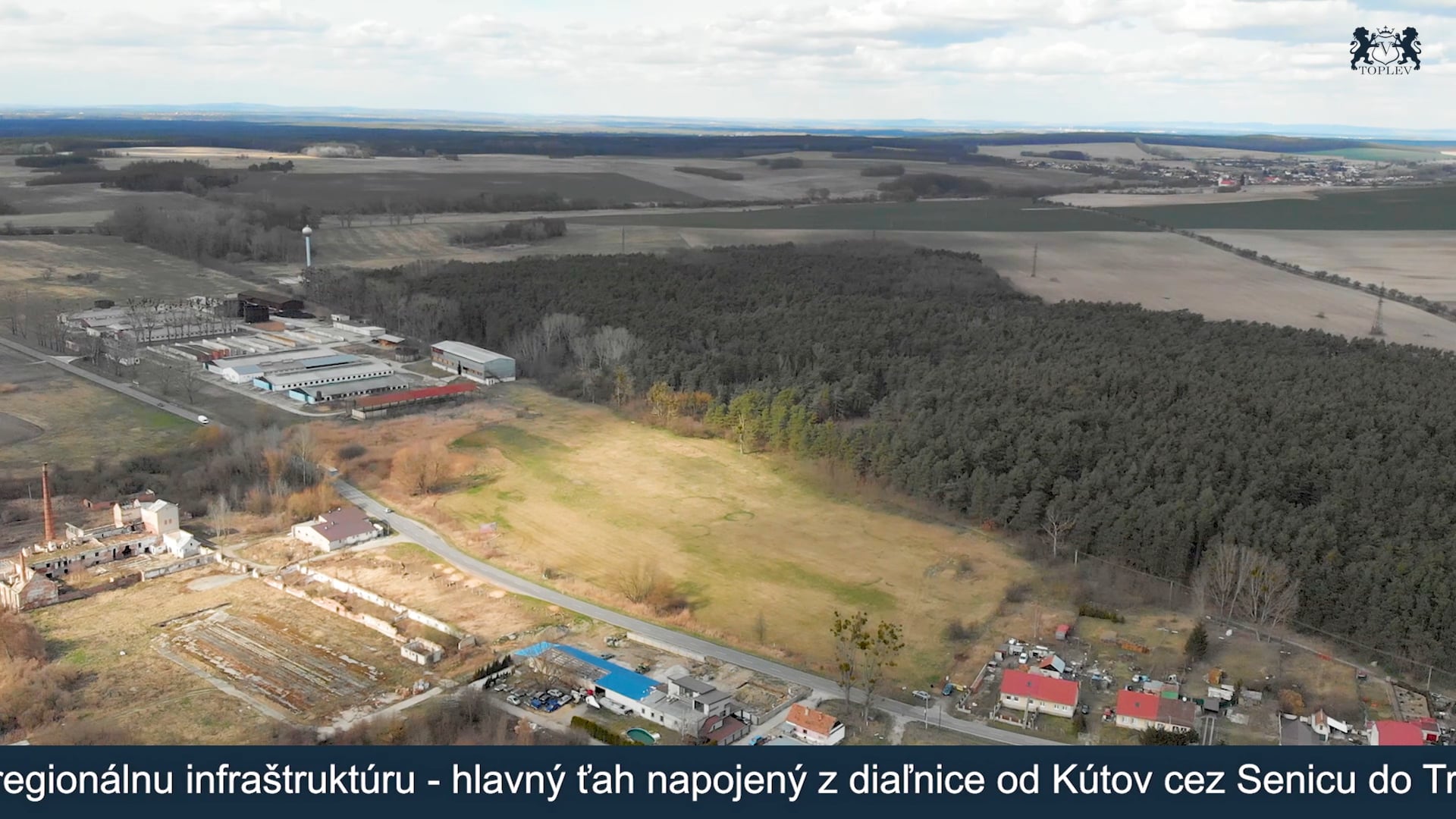 Pozemok Sastin s titulkami