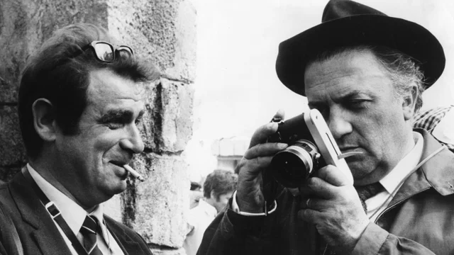 Fellini in scena Fotografie di Franco Pinna l inaugurazione della mostra a Corigliano