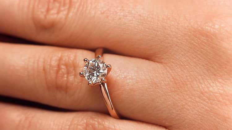 Traditional solitaire clearance ring