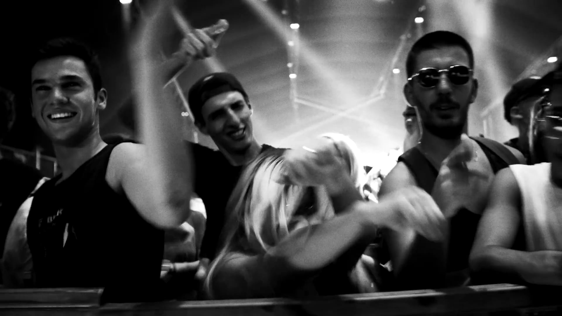 SOCIAL MUSIC CLUB