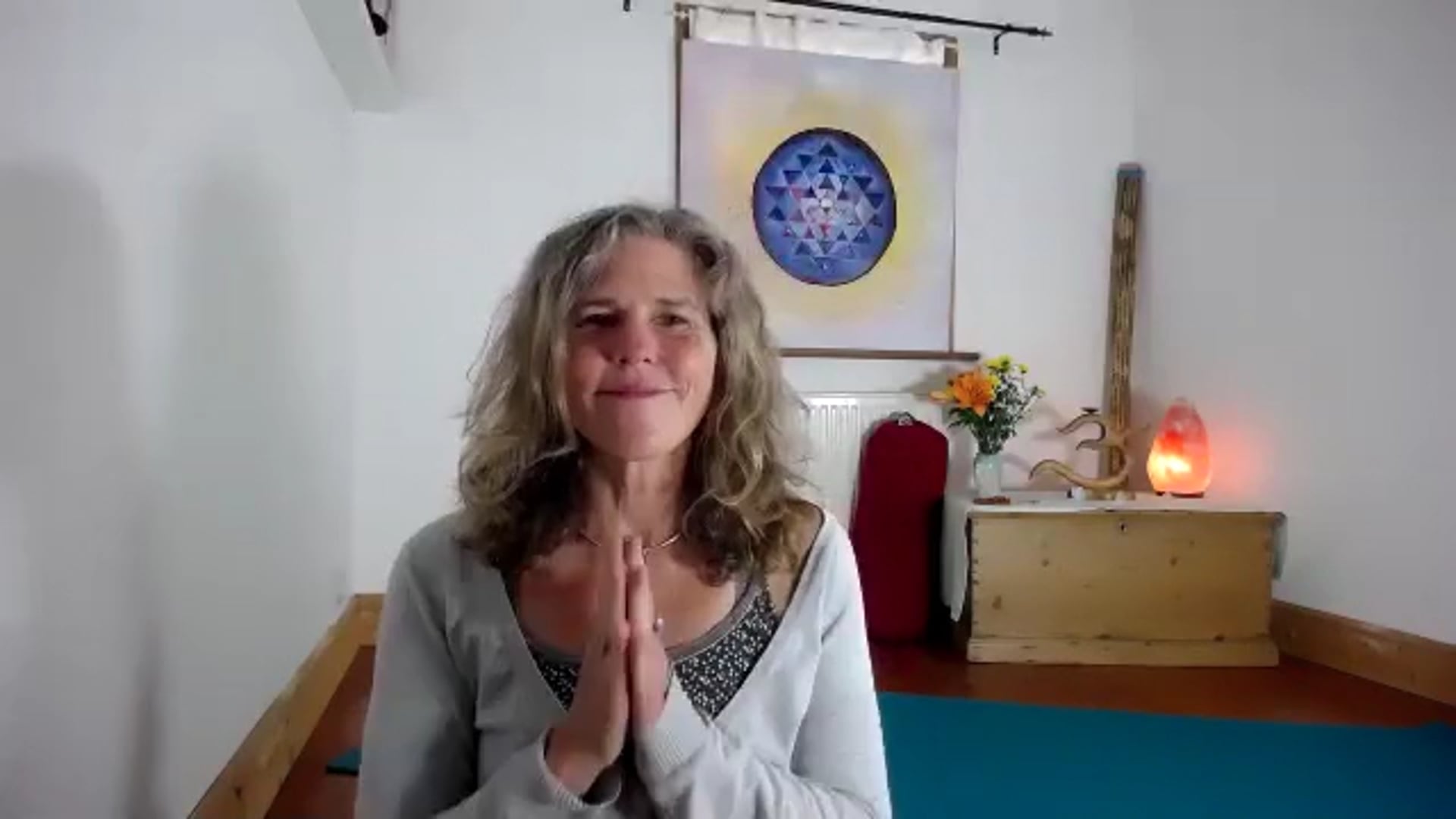 21 Days on your Mat - Bitesized yoga videos to develop a daily practice